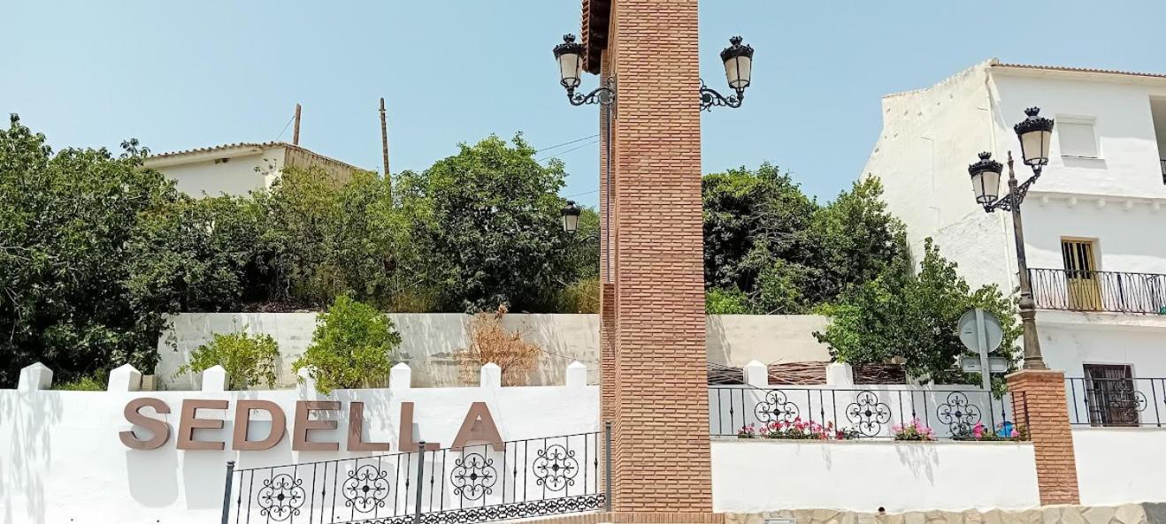 Posada Puente Romano Sedella 외부 사진